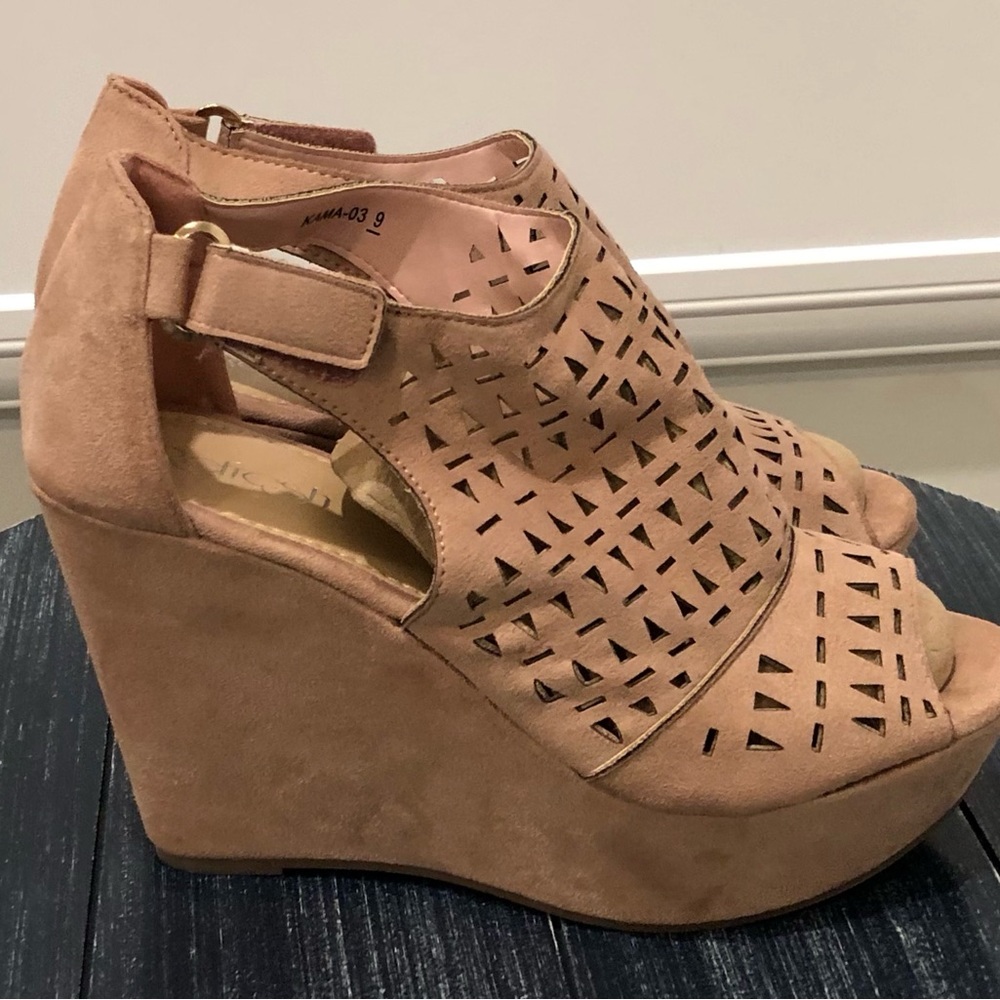 Refresh Blush Wedges - Picture 6 of 6